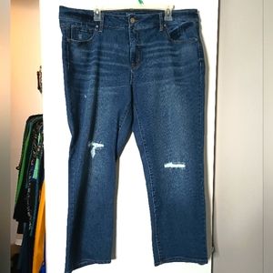 TIME AND TRU Petite Straight Leg Distressed Jean